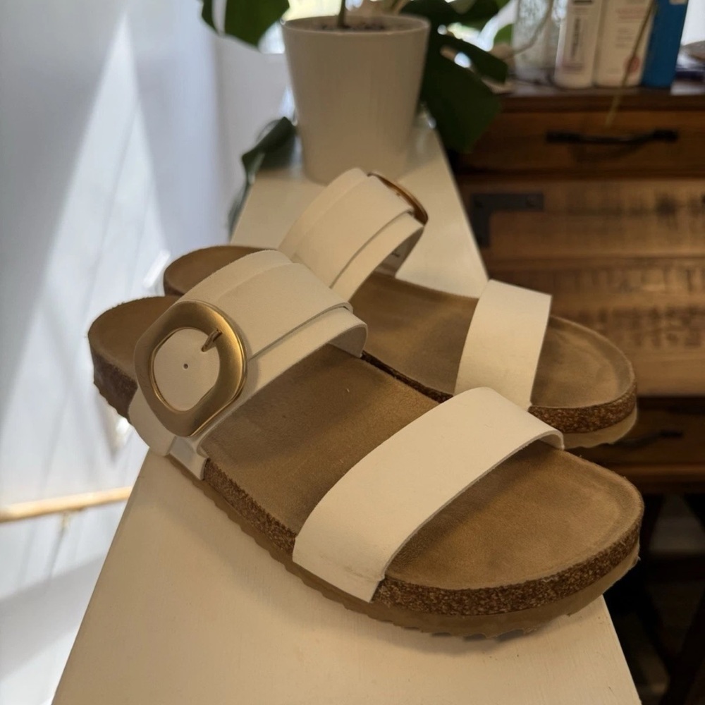 Bjorndal White Sandals with Gold Buckle Size 10